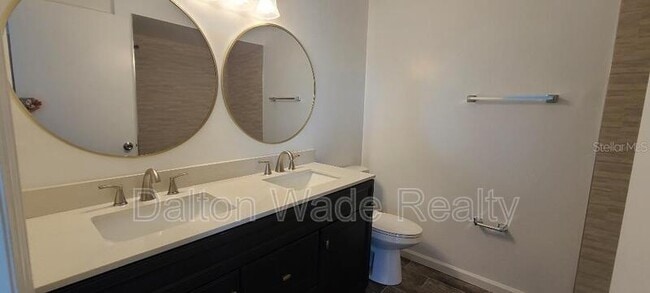 Building Photo - 1517 Chateaux De Ville Ct