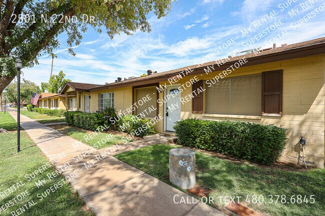 Building Photo - 2501 N 22nd Dr