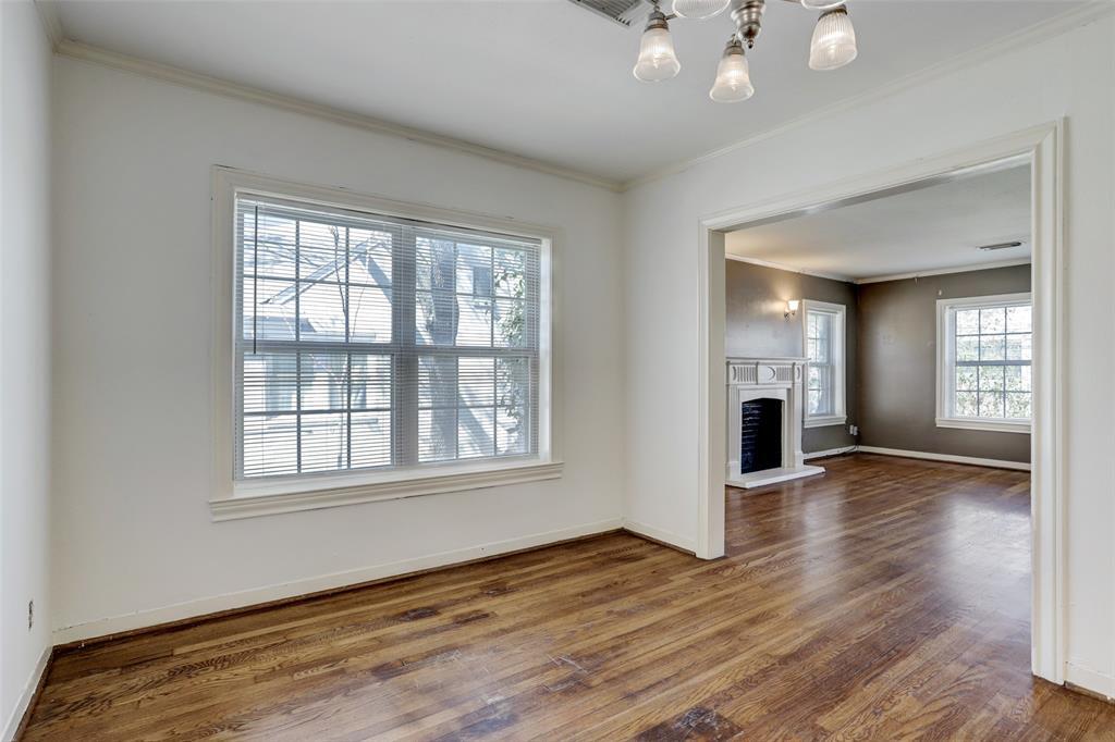 Building Photo - 2636 Greenbriar Dr