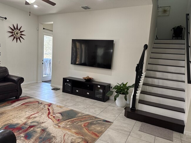 Building Photo - 12616 Salomon Cove Dr