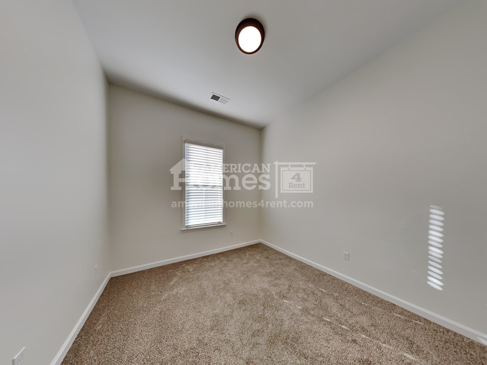 Building Photo - 5102 Laurel Springs Dr