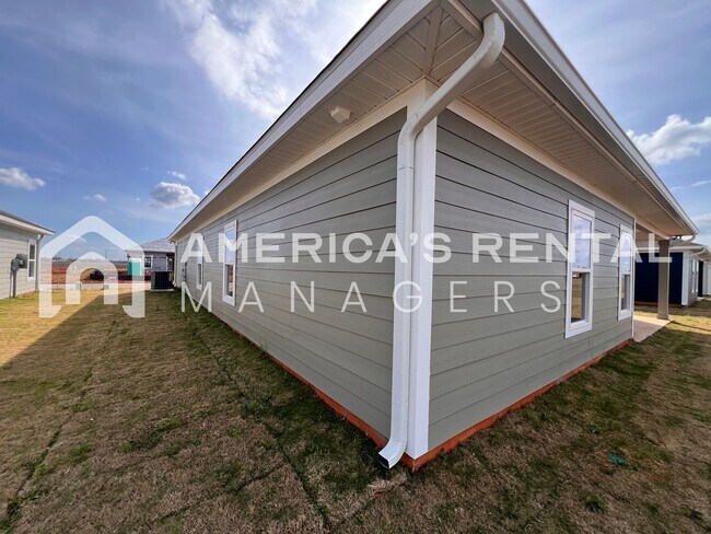 Building Photo - New Construction Home for Rent in Robertsdale, AL!!!