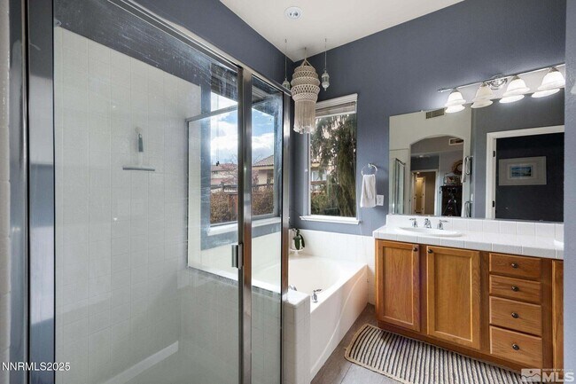 Building Photo - 7057 Verite Dr
