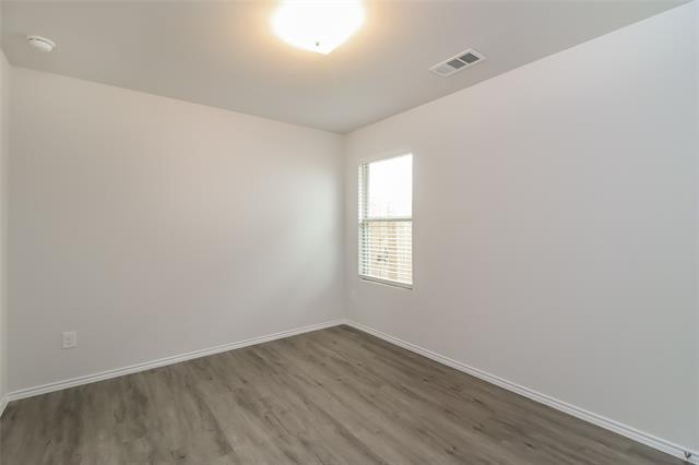 Building Photo - 7405 Skylight Dr