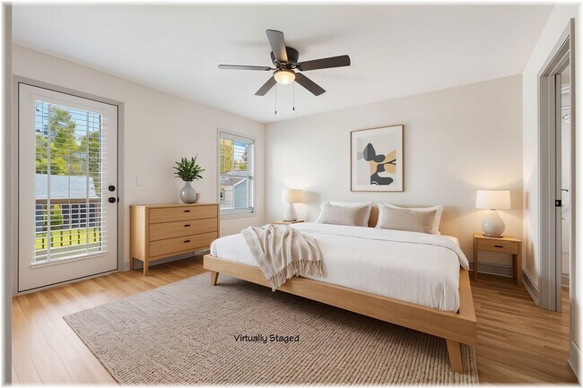 Building Photo - 300 Cottage Hl Ct