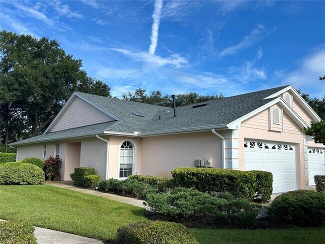 Primary Photo - 13 Enclave Dr