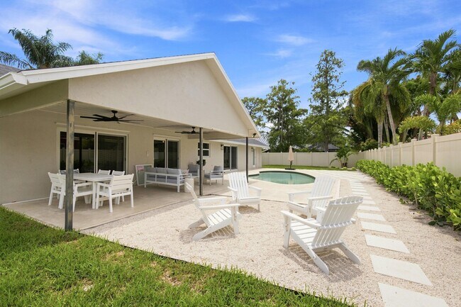 Building Photo - 1259 Barnstaple Cir