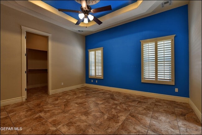 Building Photo - 7379 Black Mesa Dr