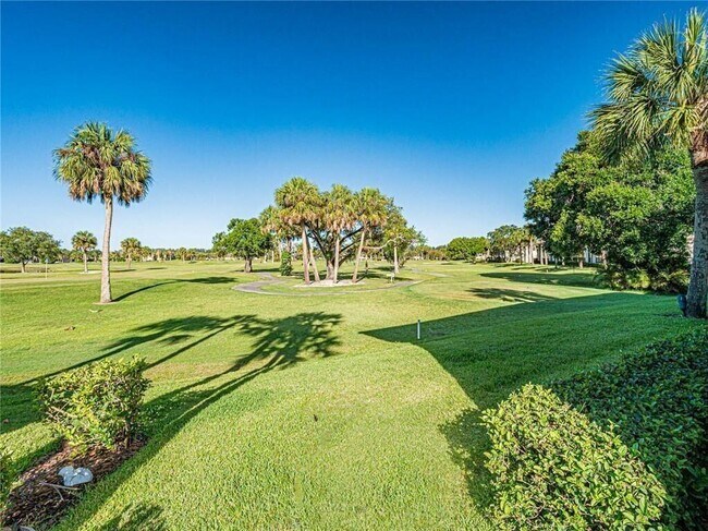 Building Photo - 32 Plantation Dr
