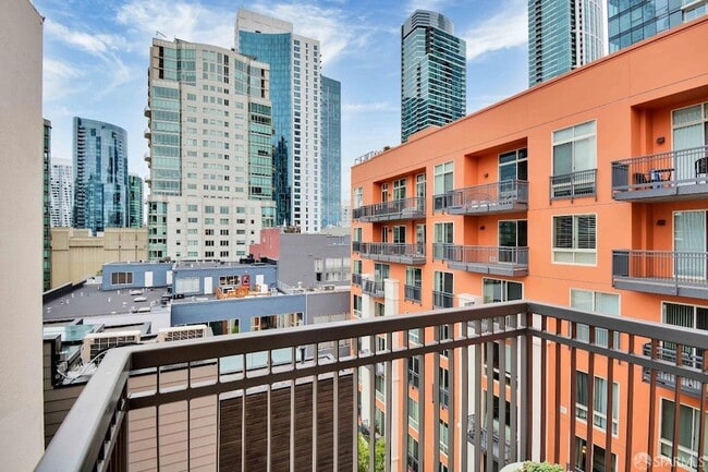 Building Photo - 50 Lansing St