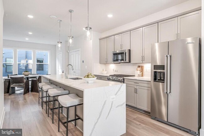 Building Photo - 12742 Verdant Wy