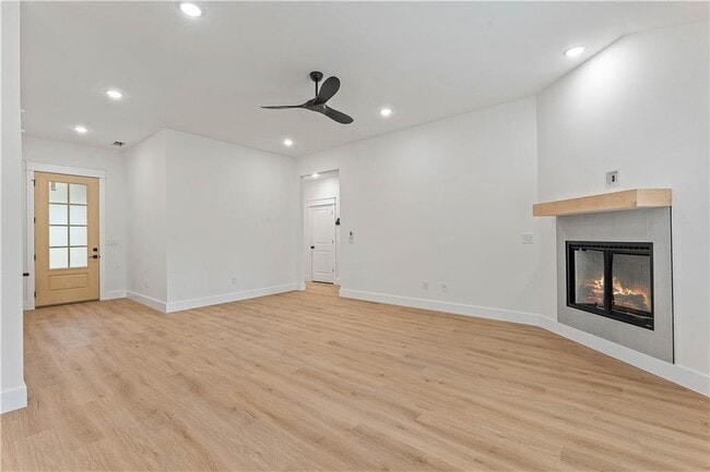 Building Photo - 49 Melbourn Dr