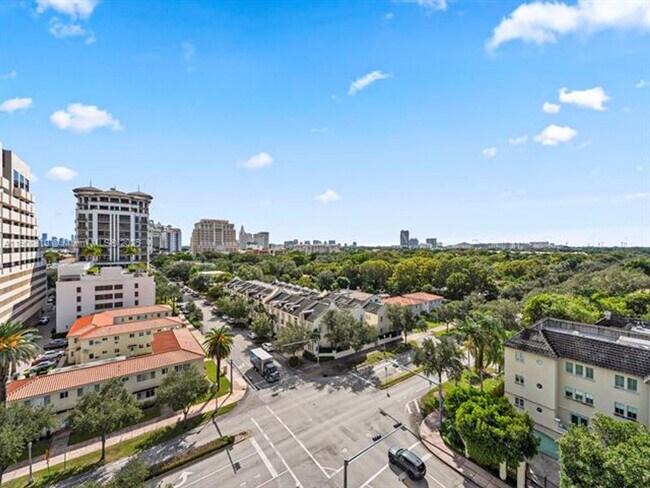 Building Photo - 600 Biltmore Way