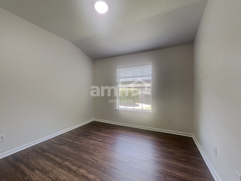 Building Photo - 1582 Sailmaker Ln