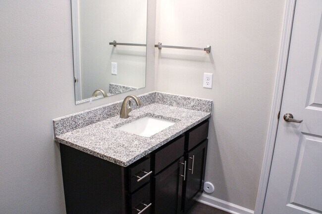 Building Photo - 3261 Redhawk St