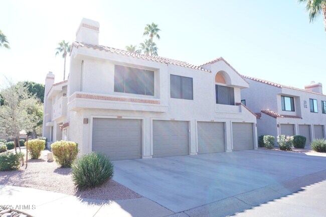 Building Photo - 10115 E Mountain View Rd