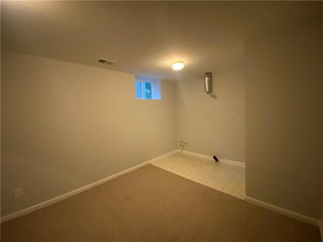 Building Photo - 12945 Morningpark Cir