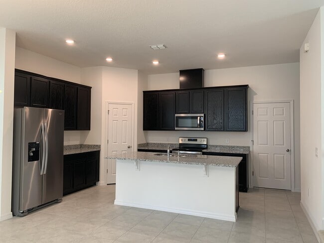 Building Photo - 10360 Austrina Oak Lp