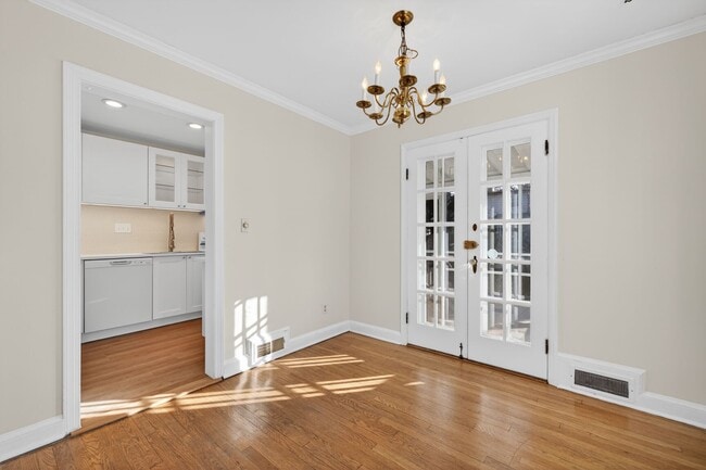 Building Photo - 4556 S Chelsea Ln