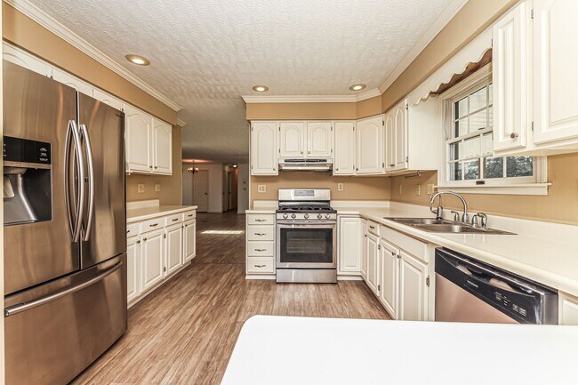 Building Photo - Nice 3 bed 2 bath single family home in Springboro!