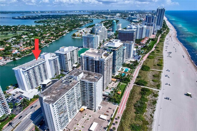 Building Photo - 5700 Collins Ave