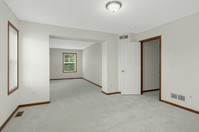Building Photo - 15275 60th Ave N