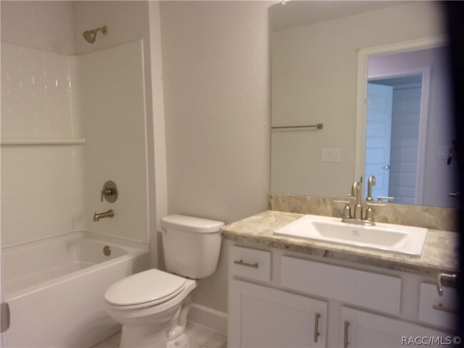 Building Photo - 215 Bittern Lp