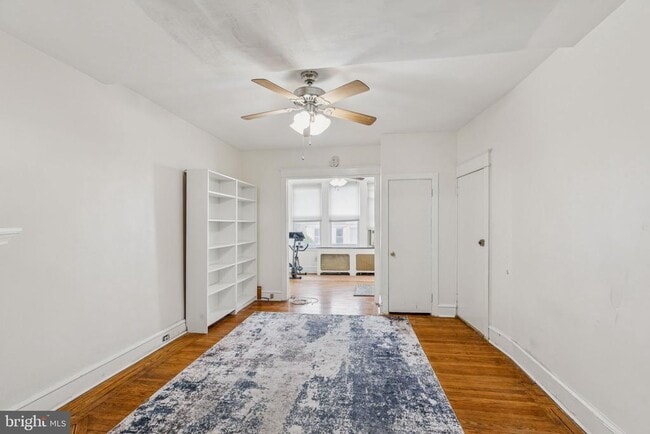 Building Photo - 2122 N Wanamaker St
