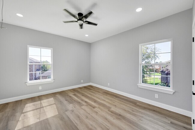 Building Photo - 49 Winterhaven Ln