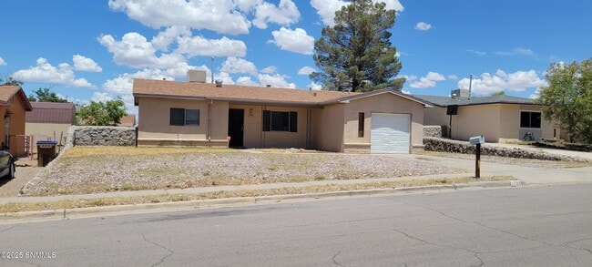 Primary Photo - 1735 Stanton Ave