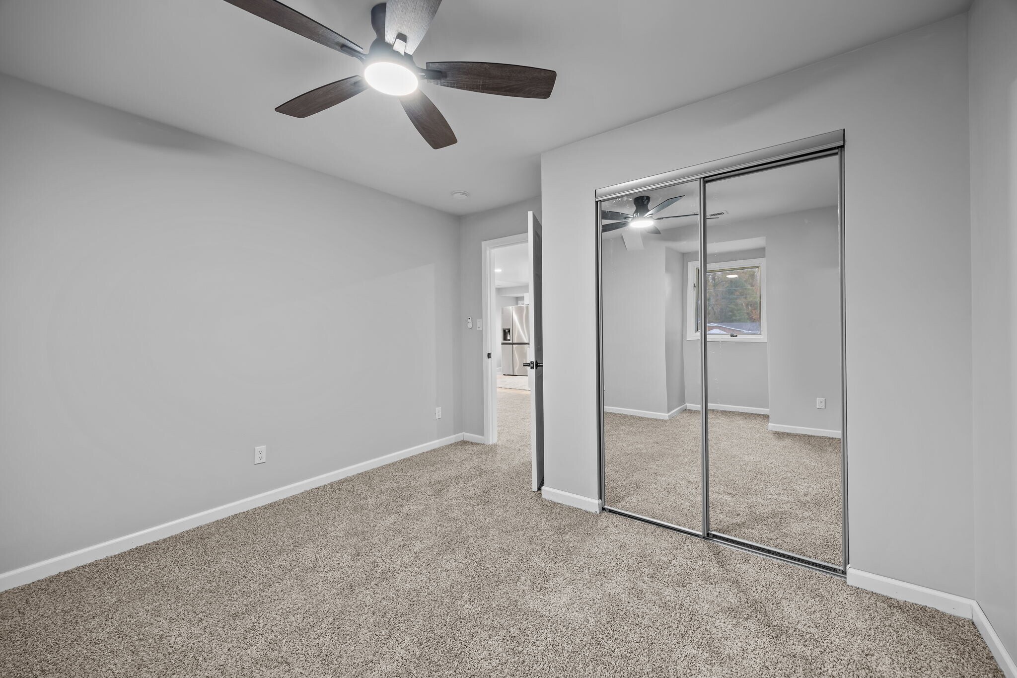 Building Photo - 3613 River Rd