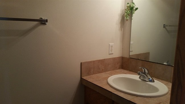 Building Photo - 603 Sunnybrook Dr
