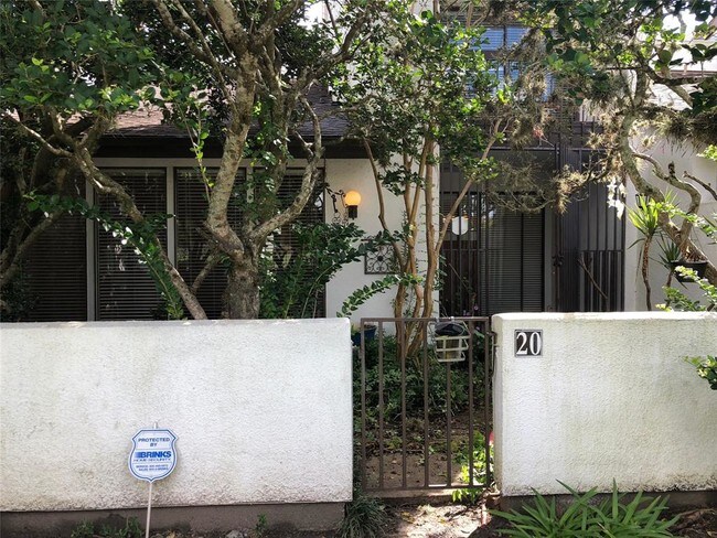 Building Photo - 7655 S Braeswood Blvd