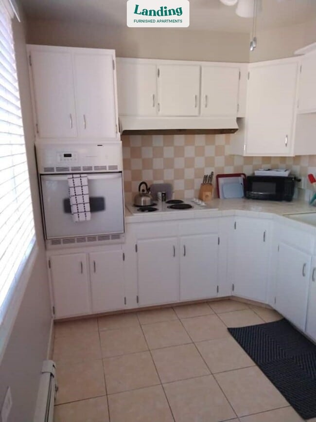 Building Photo - 3201 S Sherman St