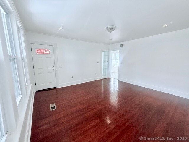 Building Photo - 5 Sycamore St