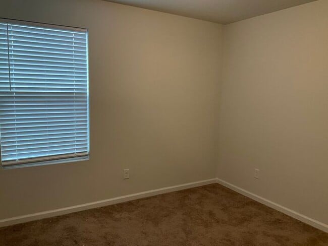 Building Photo - Kings Parish