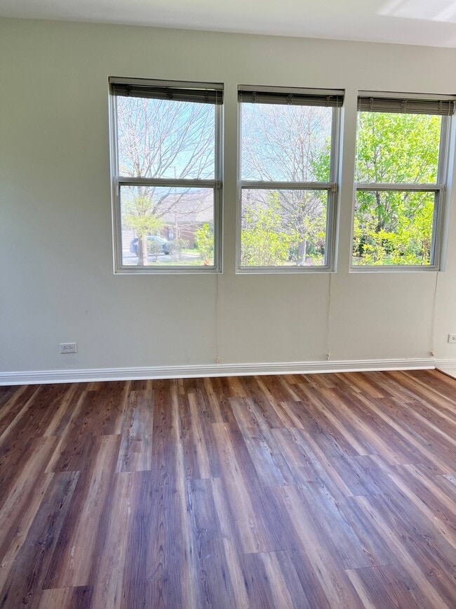 Building Photo - 601 Blackstone Ct