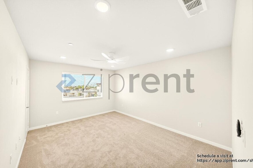 Building Photo - 9515 Hannah Wy