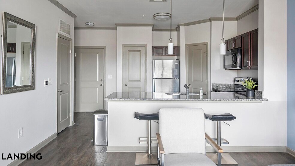 Building Photo - 225 Walden Village Ln