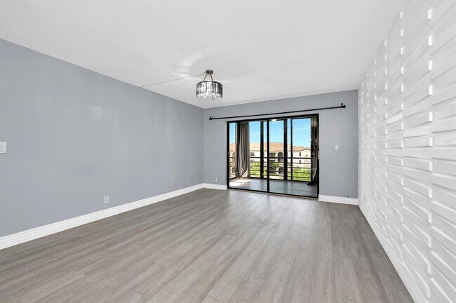 Building Photo - 9355 SW 8th St