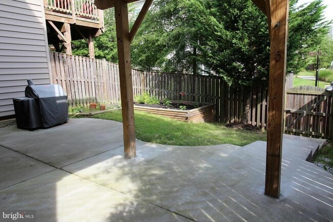 Building Photo - 12010 Lynford Ln