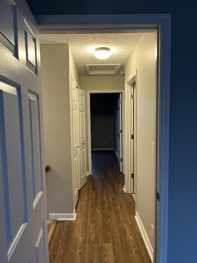 Building Photo - "Spacious 3 Bed, 2.5 Bath Townhouse with Finished Basement on Bell Road - Antioch Rental!"