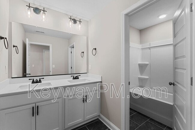 Building Photo - 2051 Denmark Ave SE