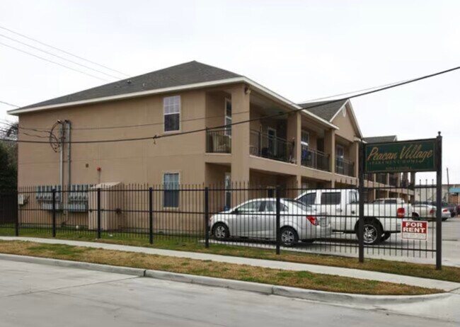 Building Photo - 8256 Leonora St