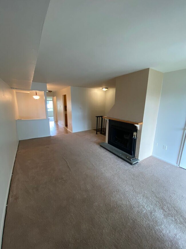 Building Photo - Lovely One Bedroom Apartment in Mount Joy!