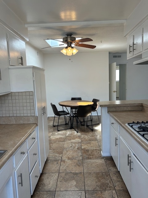 Building Photo - 7553 Norton Ave