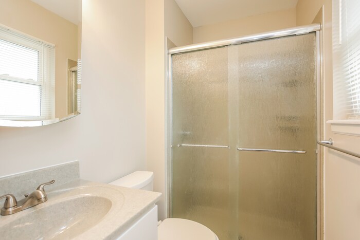 Building Photo - 6808 N Mercier St