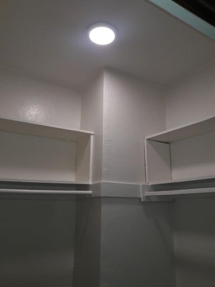 Closet - 631 Coronado Ter