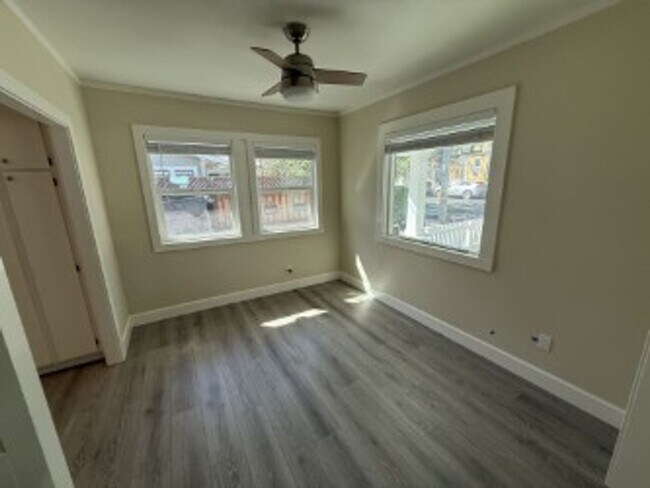 Building Photo - Loma Alta Avenue (10)