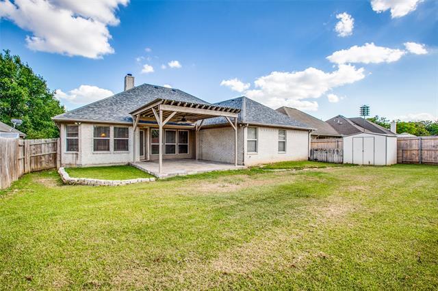 Building Photo - 14 Enchanted Ct